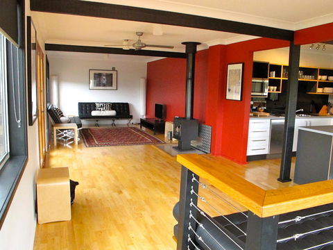 Pendeli Beach House - Accommodation in Brisbane 2