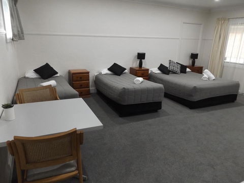 Ben Chifley Motor Inn - Accommodation in Brisbane 8