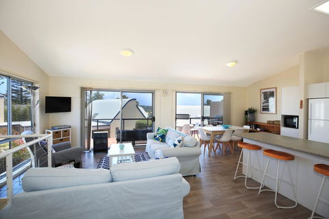 The Cove At Culburra - Direct Access To Beach - Accommodation in Brisbane 1