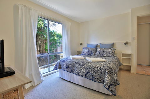 The Cove At Culburra - Direct Access To Beach - Accommodation in Brisbane 10