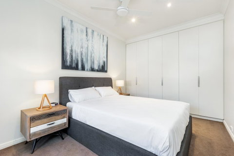 Kensington Self-Contained Modern House (89BROM) - Accommodation in Brisbane 13