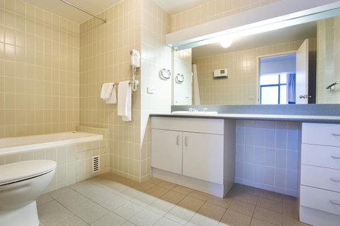 Lantern 1 Bedroom Balcony With Panoramic View - Accommodation in Brisbane 12