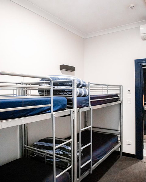 Wake Up! Bondi Beach - Accommodation in Brisbane 11