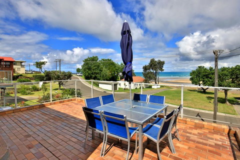 The Rotunda, Gerroa - Accommodation in Brisbane 1