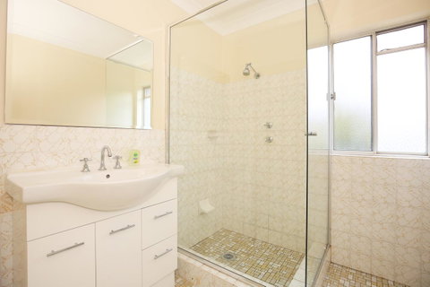 The Rotunda, Gerroa - Accommodation in Brisbane 23