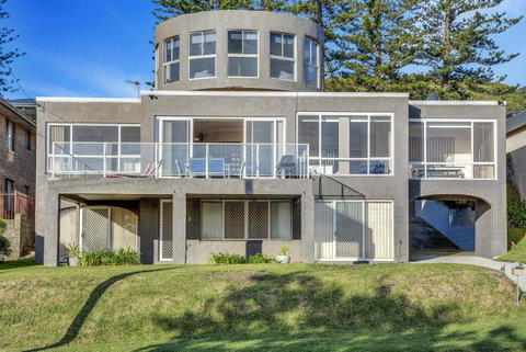 The Rotunda, Gerroa - Accommodation in Brisbane 28
