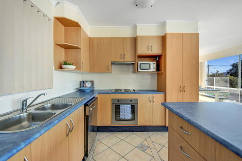 The Rotunda, Gerroa - Accommodation in Brisbane 13