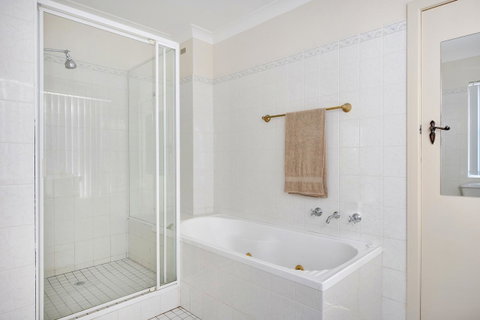 The Rotunda, Gerroa - Accommodation in Brisbane 24