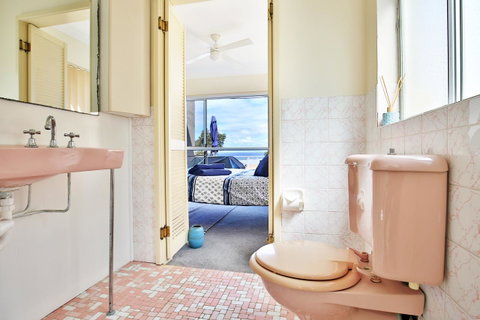 The Rotunda, Gerroa - Accommodation in Brisbane 26