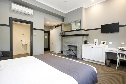 CH Boutique Hotel & Apartments, Ascend Hotel Collection - Accommodation in Brisbane 21
