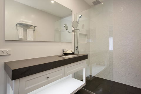 CH Boutique Hotel & Apartments, Ascend Hotel Collection - Accommodation in Brisbane 10
