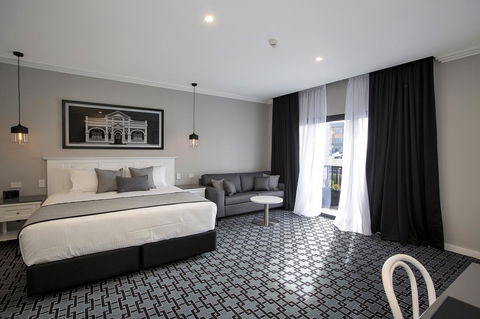 CH Boutique Hotel & Apartments, Ascend Hotel Collection - Accommodation in Brisbane 1