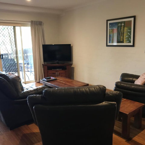 Mariner Bay Apartments - Accommodation in Brisbane 8