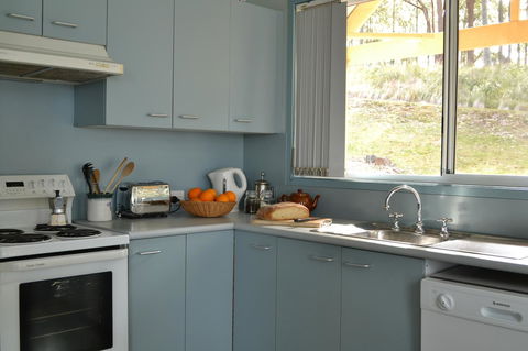 Bundle Hill Cottages - Accommodation in Brisbane 32