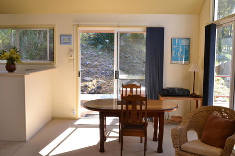 Bundle Hill Cottages - Accommodation in Brisbane 42