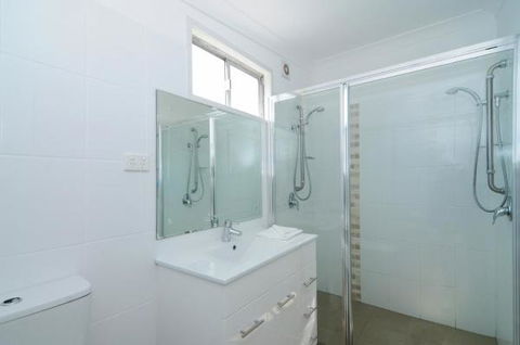 Huskisson Holiday Motel Cabins - Accommodation in Brisbane 31