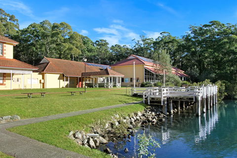 Huskisson Holiday Motel Cabins - Accommodation in Brisbane 11