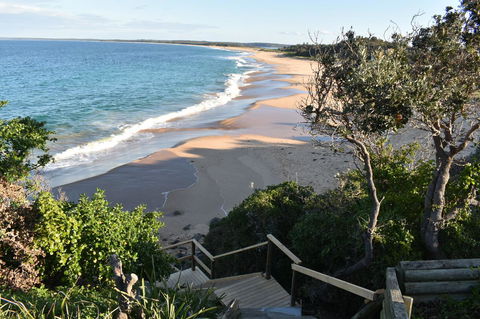 Neptune I Absolute Beachfront I Stunning Views - Accommodation in Brisbane 37