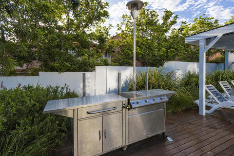 Oaks Nelson Bay Lure Suites - Accommodation in Brisbane 7