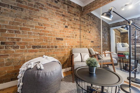Chippendale Â· Quaint 1880â€™s Sydney Chippendale Terrace House - Accommodation in Brisbane 4