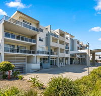 Quality Suites Pioneer Sands - Accommodation in Brisbane