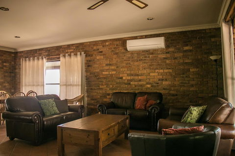Ironstone Estate Lovedale - Accommodation in Brisbane 16