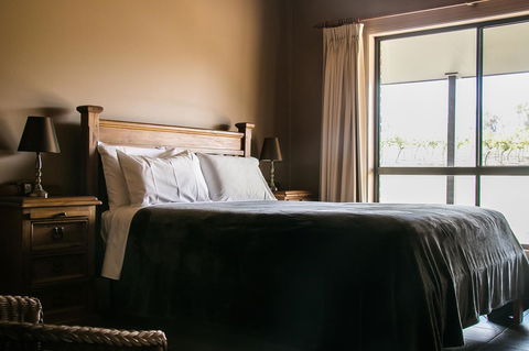 Ironstone Estate Lovedale - Accommodation in Brisbane 22