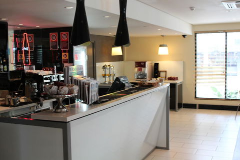 Ibis Newcastle - Accommodation in Brisbane 7