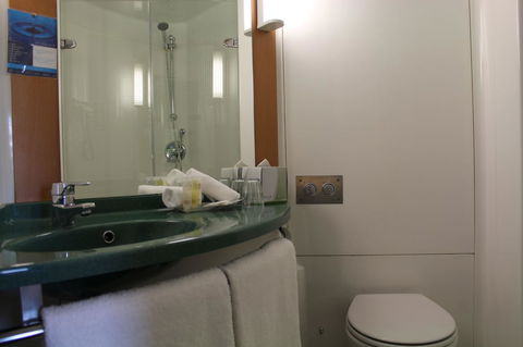 Ibis Newcastle - Accommodation in Brisbane 12