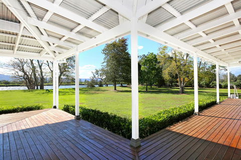 Terara Riverside Retreat - Accommodation in Brisbane 37