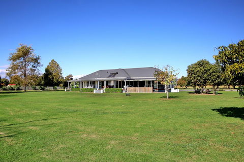 Terara Riverside Retreat - Accommodation in Brisbane 5