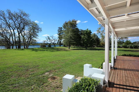 Terara Riverside Retreat - Accommodation in Brisbane 39