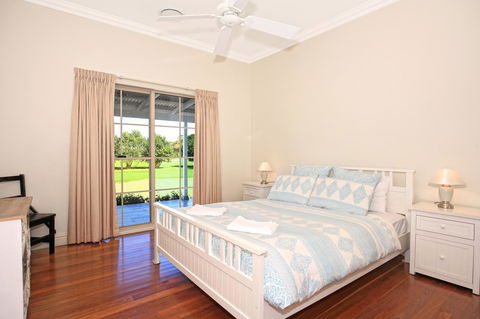 Terara Riverside Retreat - Accommodation in Brisbane 11