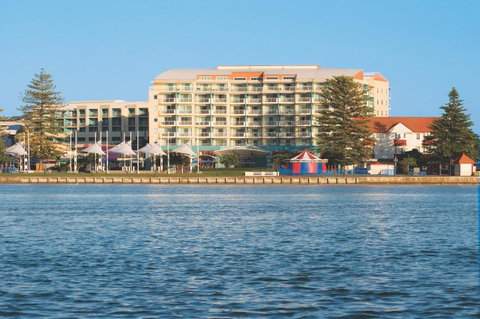 Oaks The Entrance Waterfront Suites - Accommodation in Brisbane 9
