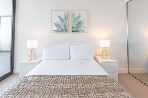 Two Bedders Apartment With Stunning Water View - Accommodation in Brisbane 7