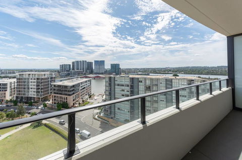 Two Bedders Apartment With Stunning Water View - Accommodation in Brisbane 0