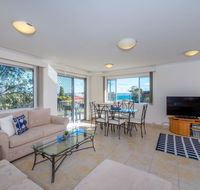Ronald Avenue 1/65 - Shoal Bay - Accommodation in Brisbane