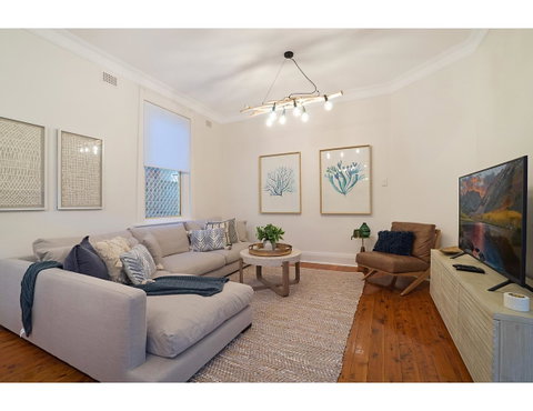 Huge Garden Apartment In The Heart Of Bondi Beach - Accommodation in Brisbane 4