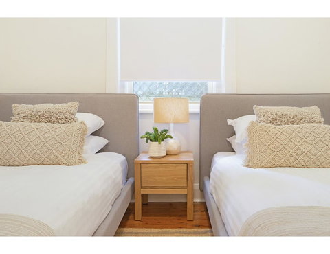 Huge Garden Apartment In The Heart Of Bondi Beach - Accommodation in Brisbane 10