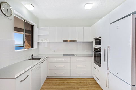 Victoria Parade, Kiah, Unit 10, 53 - Accommodation in Brisbane 5