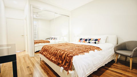 Cozy 5 Bed House In Sydney - Accommodation in Brisbane 0