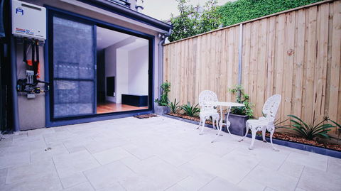 Cozy 5 Bed House In Sydney - Accommodation in Brisbane 10