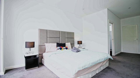 Cozy 5 Bed House In Sydney - Accommodation in Brisbane 1