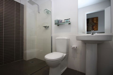 Honeysuckle Executive Apartments - Accommodation in Brisbane 22