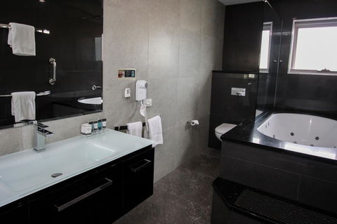 Honeysuckle Executive Apartments - Accommodation in Brisbane 39