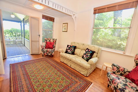 Dangal Gardens - Accommodation in Brisbane 10