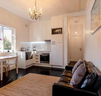 BONDI BEACH PRIME 1 Bedroom  Sunroom - Accommodation in Brisbane