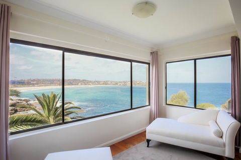 Ultimate Bondi Escape #2 - A Bondi Beach Holiday Home - Accommodation in Brisbane 0