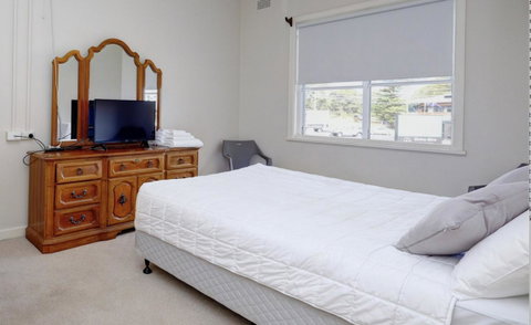 Lakes And Ocean Hotel Forster - Accommodation in Brisbane 1