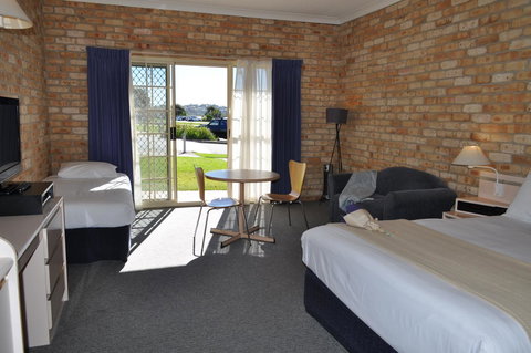 Mollymook Surfbeach Motel & Apartments - Accommodation in Brisbane 1